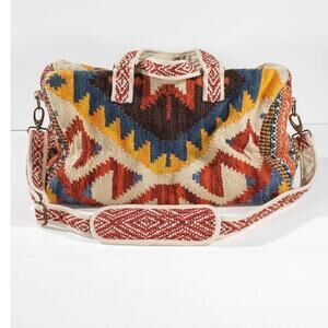 Handwoven Navajo-Inspired Boho Weekender Duffel Bag — Neo